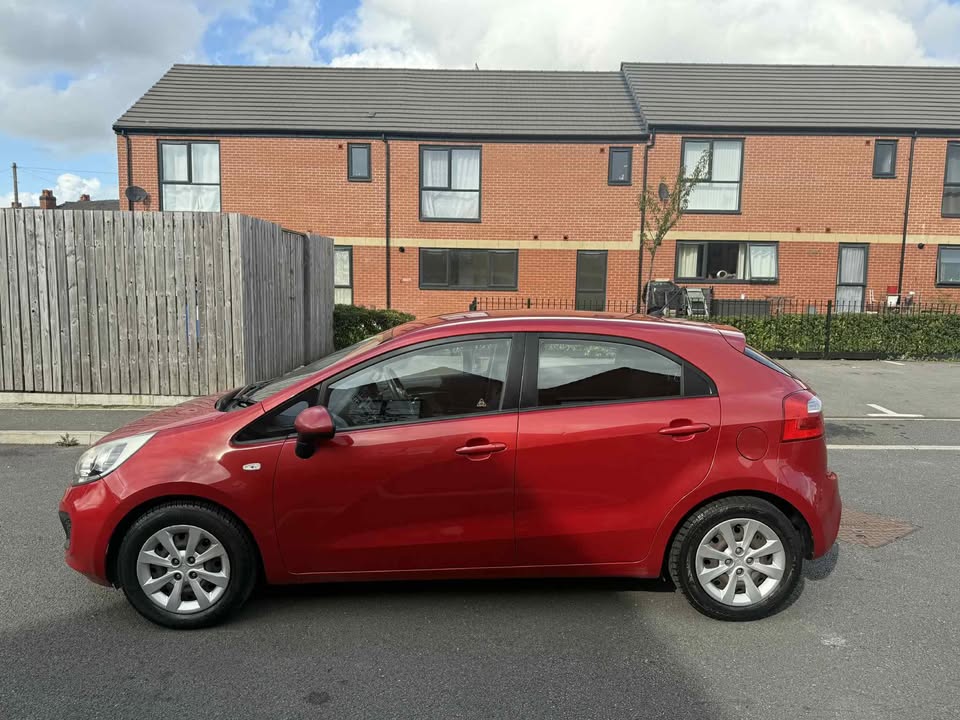 2012 - KIA RIO