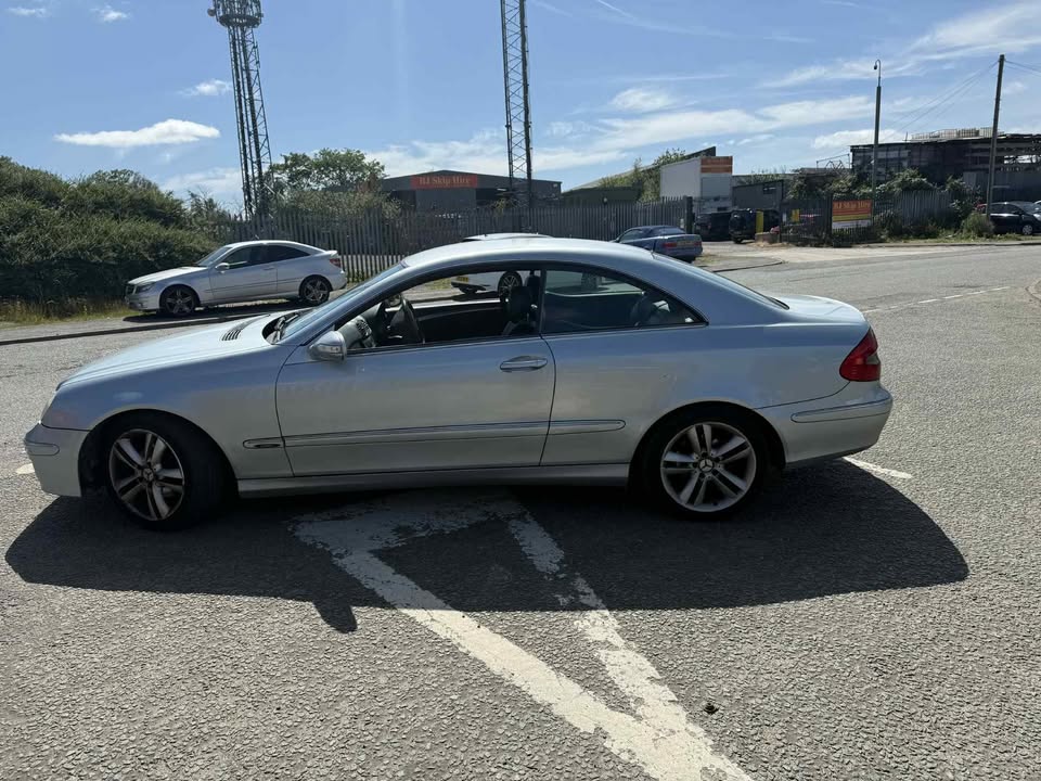 2006 - MERCEDES- BENZ CLK