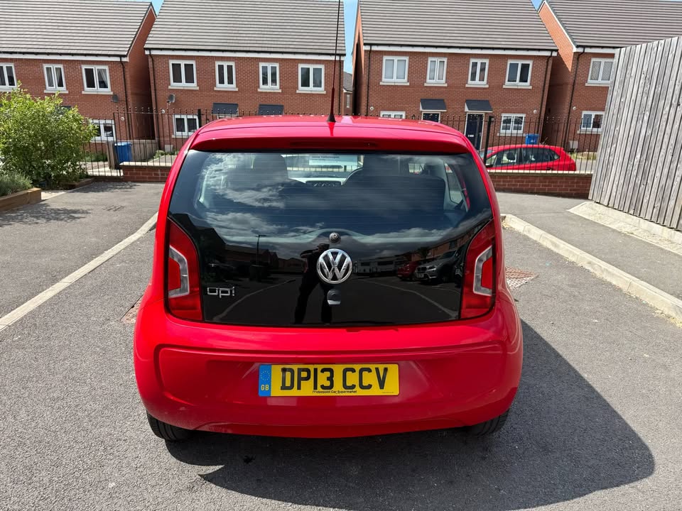 2013 - VOLKSWAGEN MOVE UP