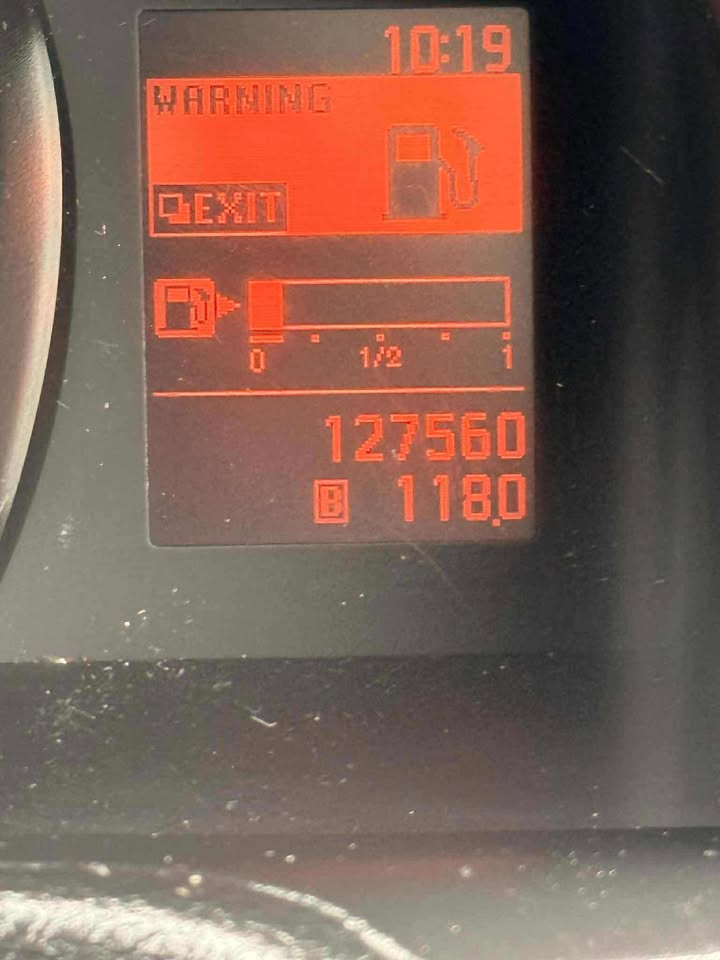 2011 - NISSAN NV200