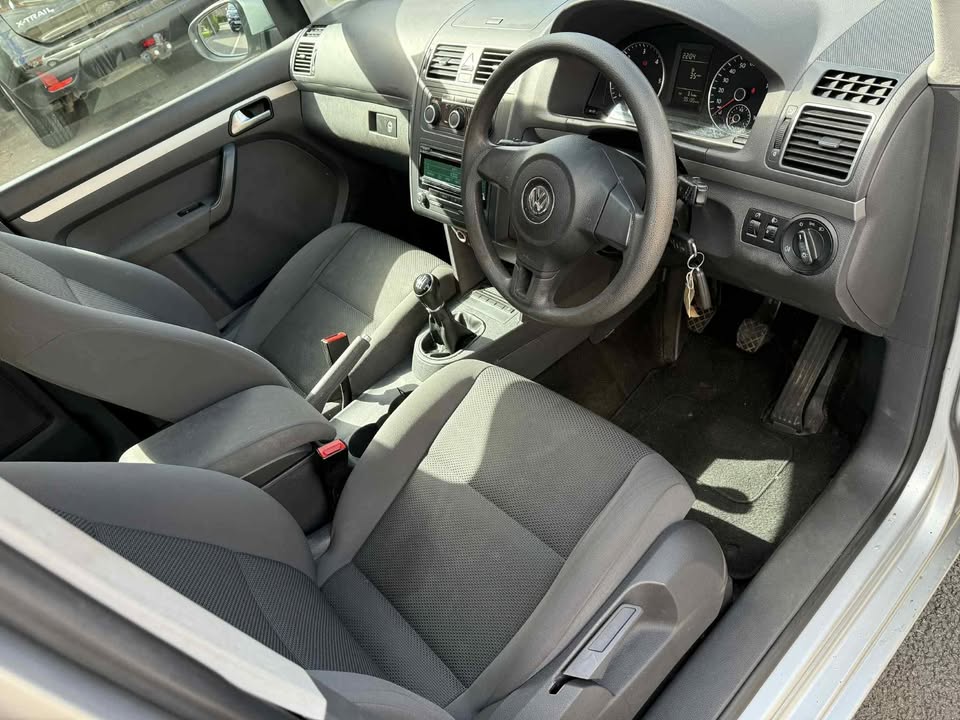 2013 - VOLKSWAGEN TOURAN