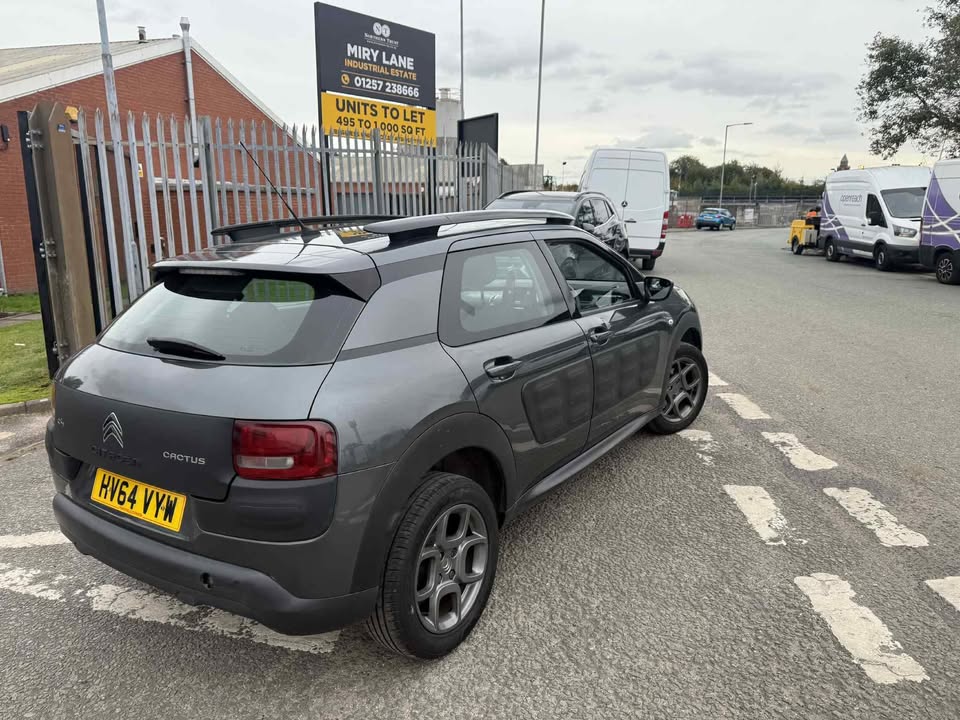2014 - RENAULT C4 CACTUS