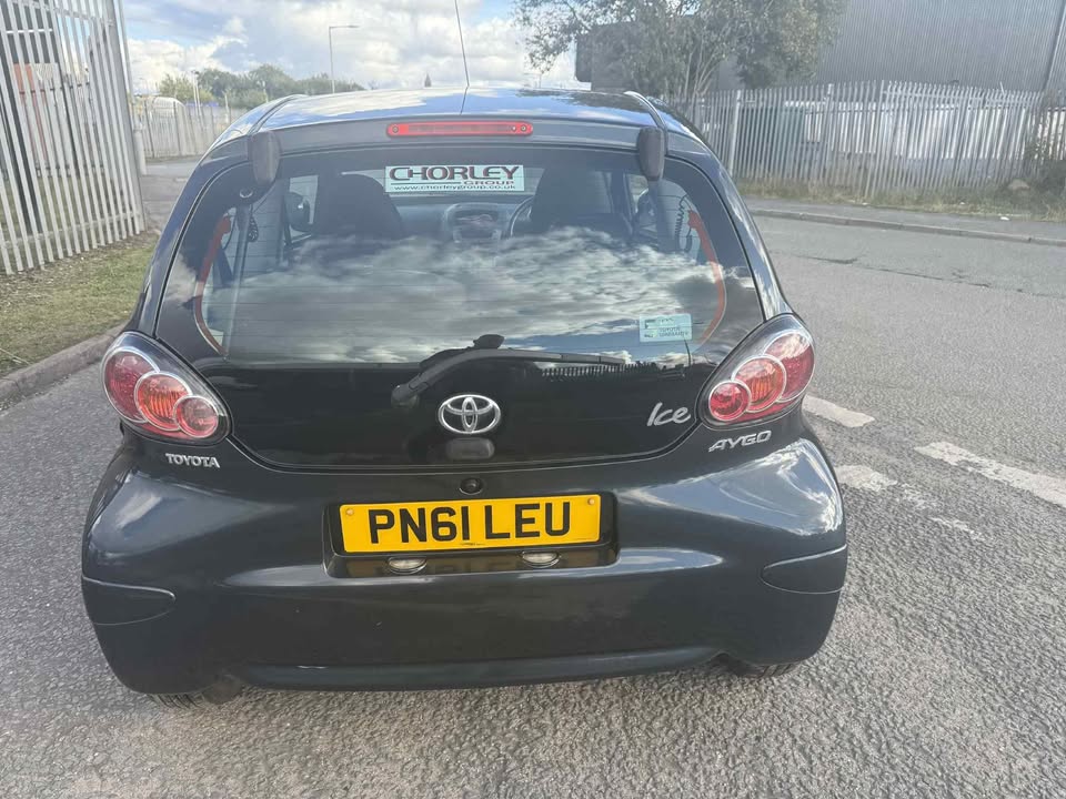 2011 - TOYOTA AYGO