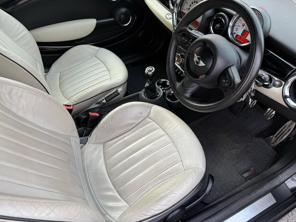 2012 - MINI COOPER S