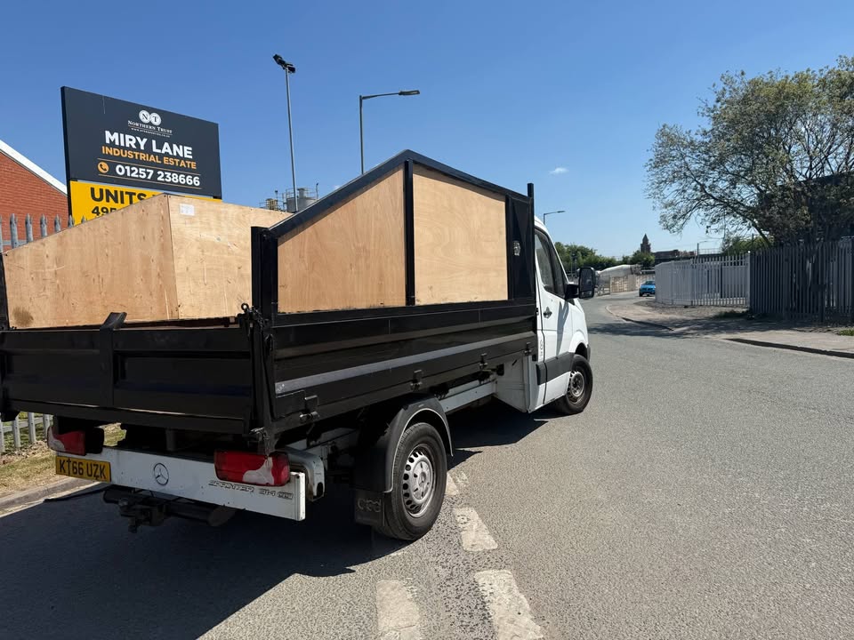 2017 - MERCEDES - BENZ SPRINTER TIPPER