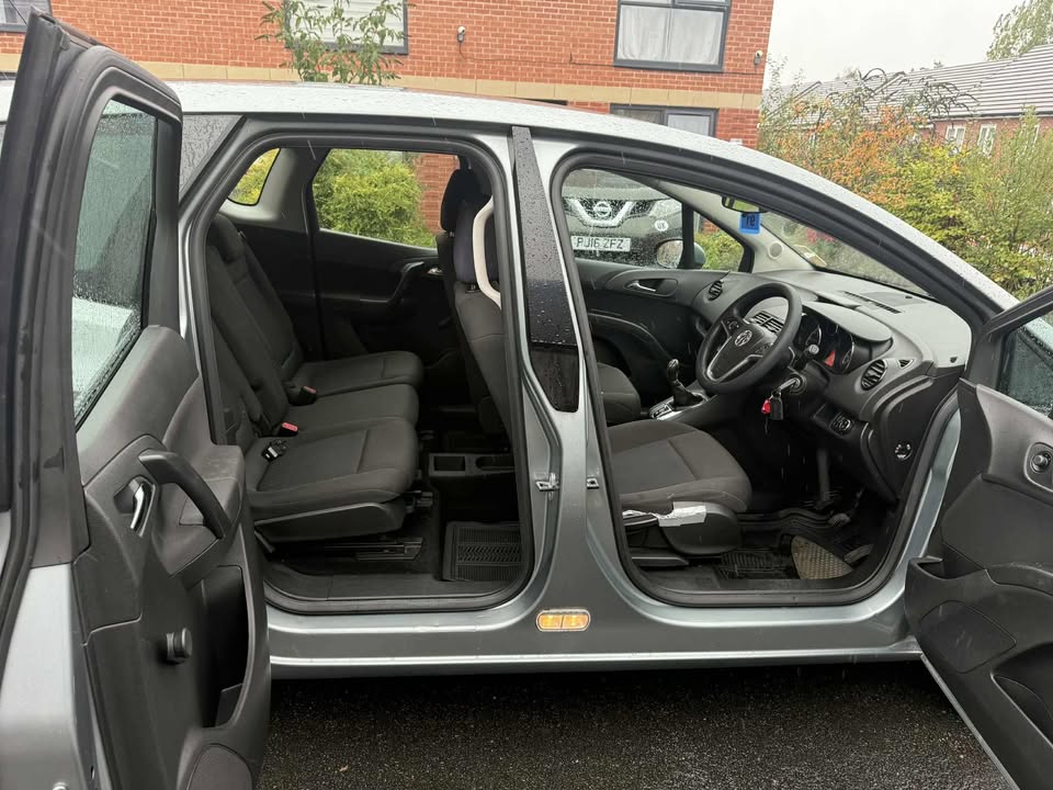 2011 - VAUXHALL MERIVA