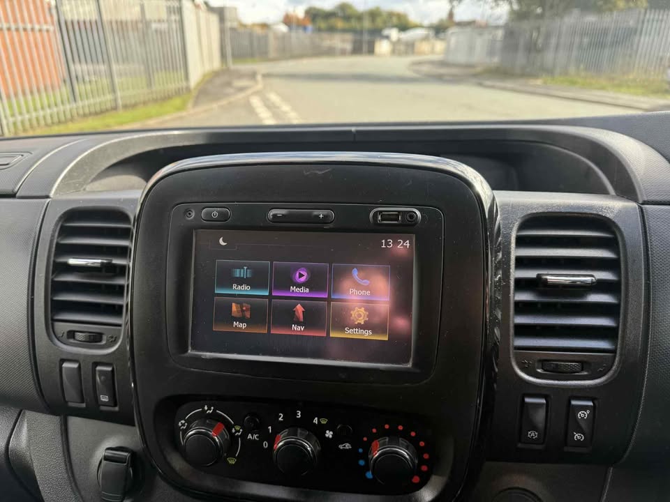2018 - VAUXHALL VIVARO