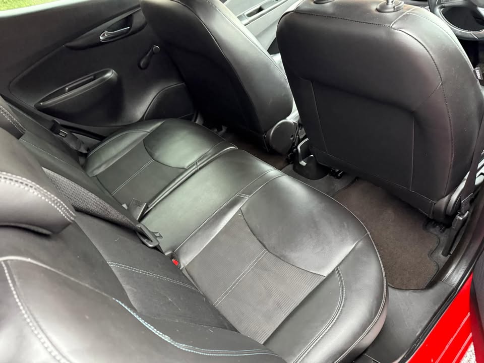 2016 - VAUXHALL VIVA