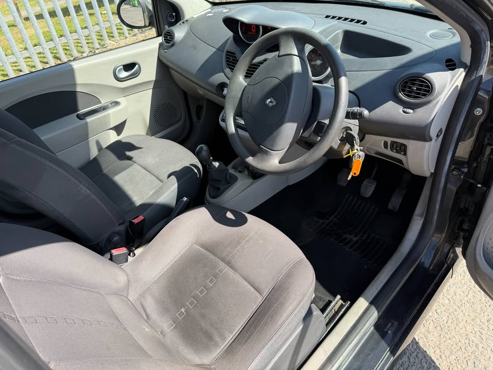 2008 - RENAULT TWINGO
