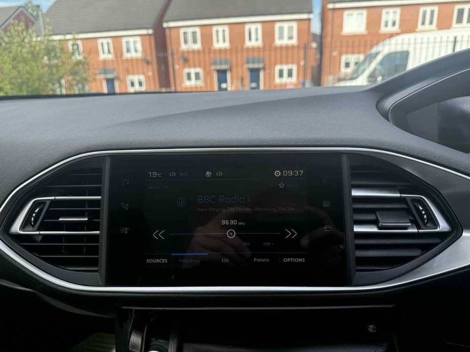 2021 - PEUGEOT 308 SW