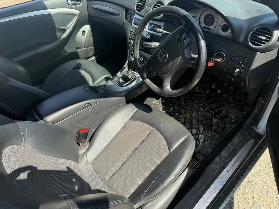 2006 - MERCEDES- BENZ CLK