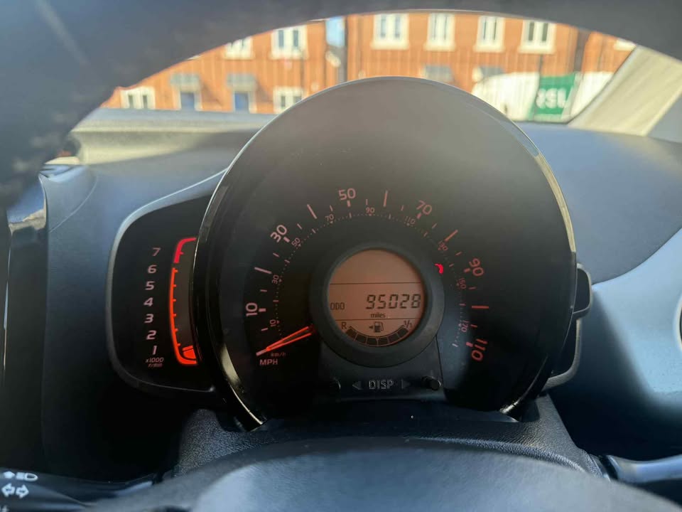 2014 - PEUGEOT 108