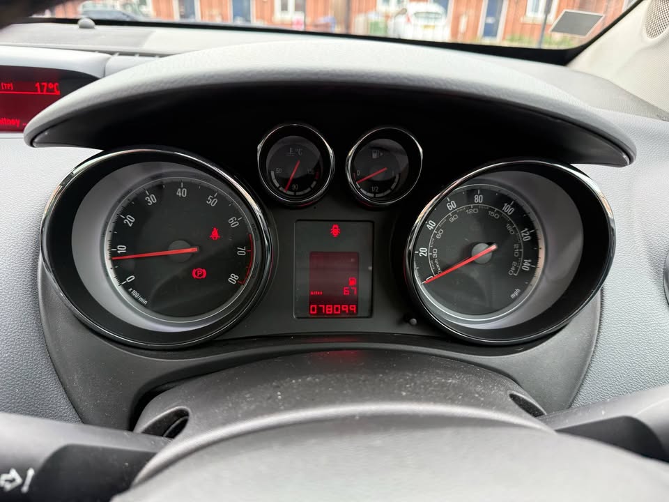 2013 - VAUXHALL MERIVA