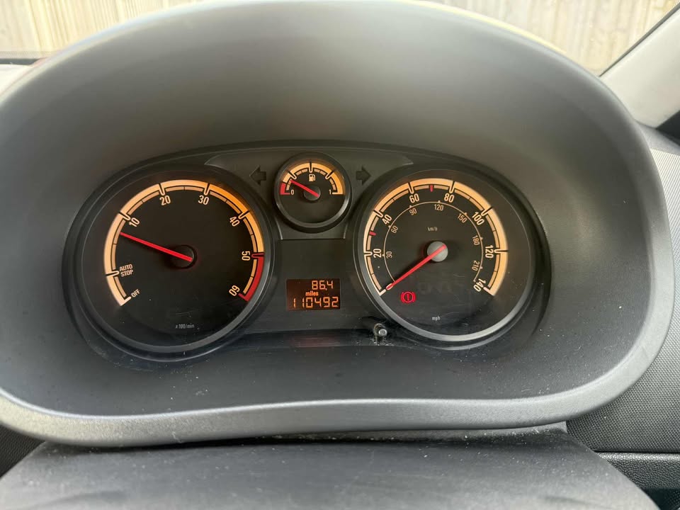 2012 - VAUXHALL CORSA