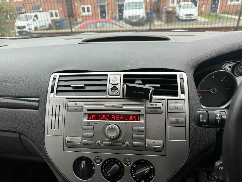 2010 - FORD KUGA