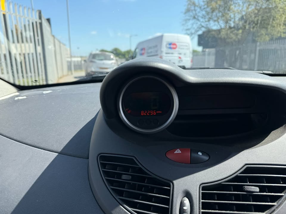 2008 - RENAULT TWINGO