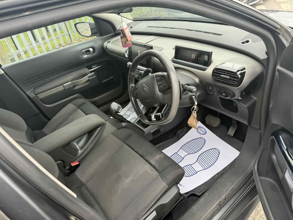 2014 - RENAULT C4 CACTUS