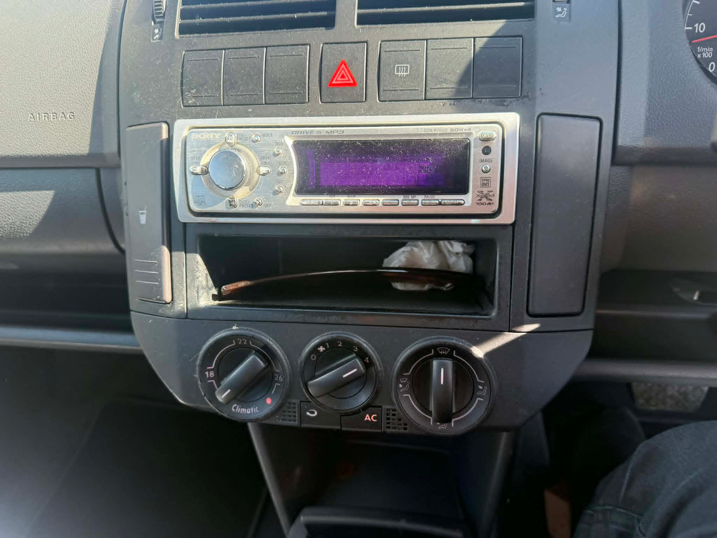 2005- VW POLO AUTOMATIC