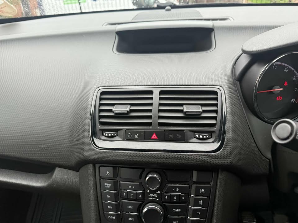 2011 - VAUXHALL MERIVA