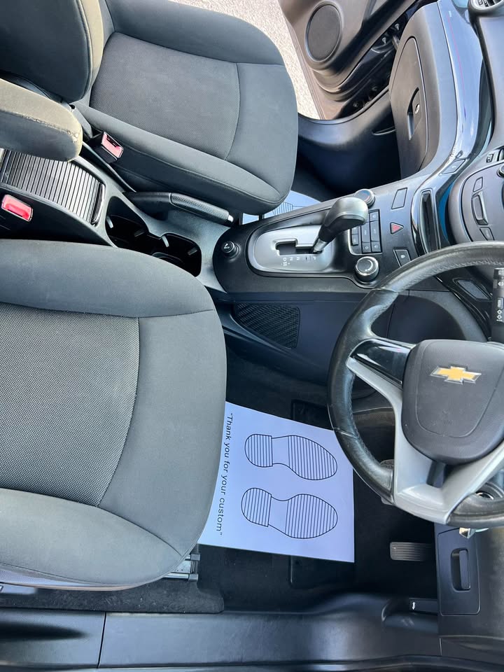 2011 - CHEVROLET ORLANDO (SPARES OR REPAIRE)