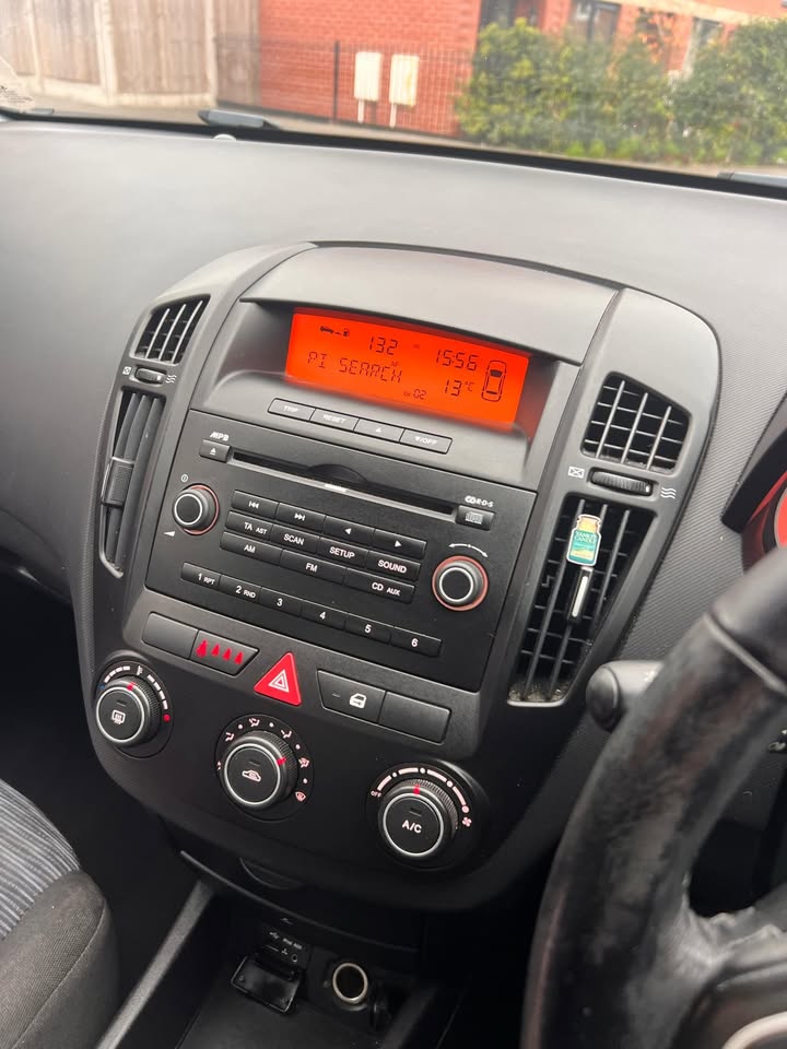 2009 - KIA CEED