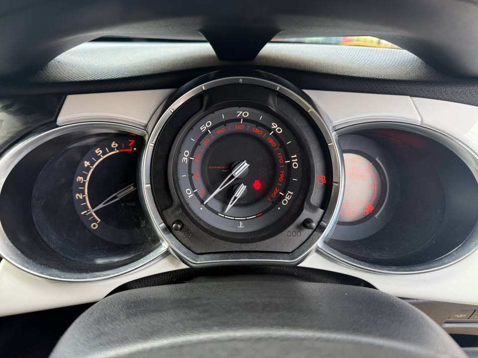 2010 CITROEN DS3 SPORT