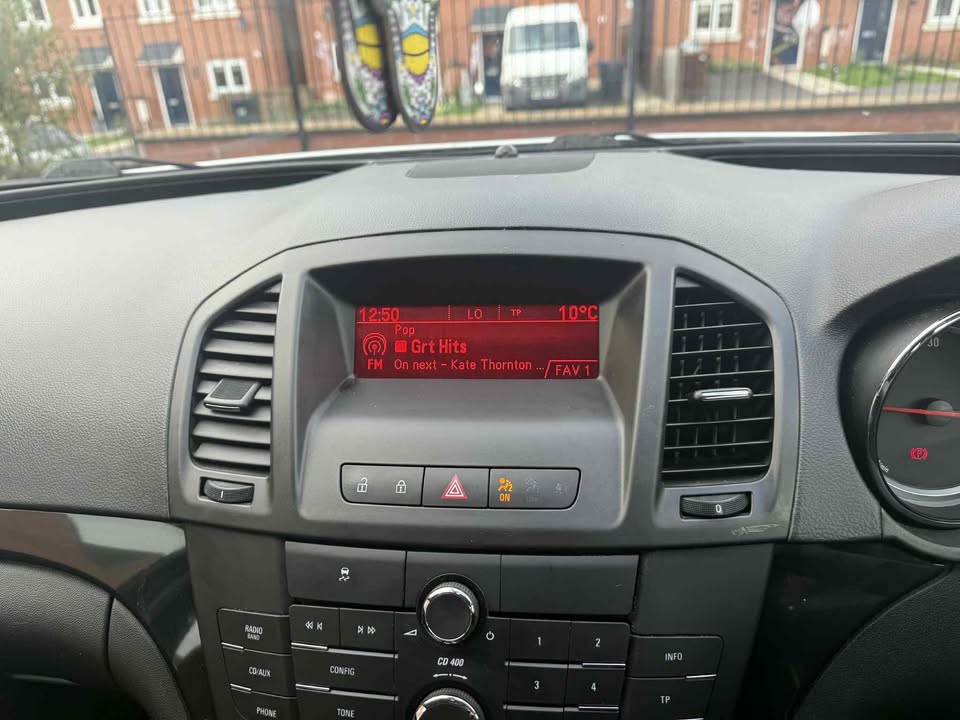 2011 - VAUXHALL INSIGNIA