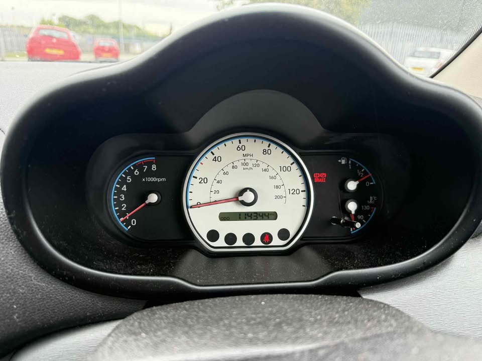 2010 - HYUNDAI I-10
