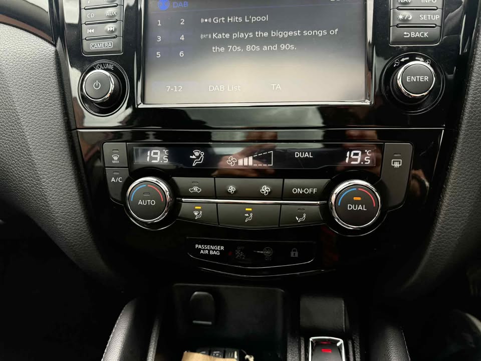 2017 - NISSAN QASHAI