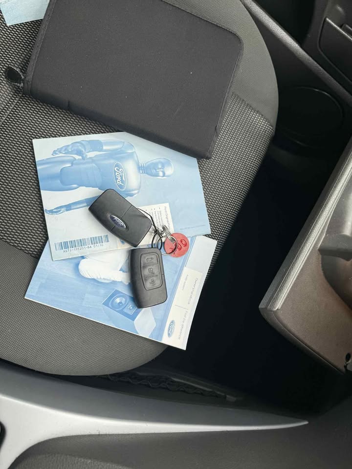 2010 - FORD KUGA