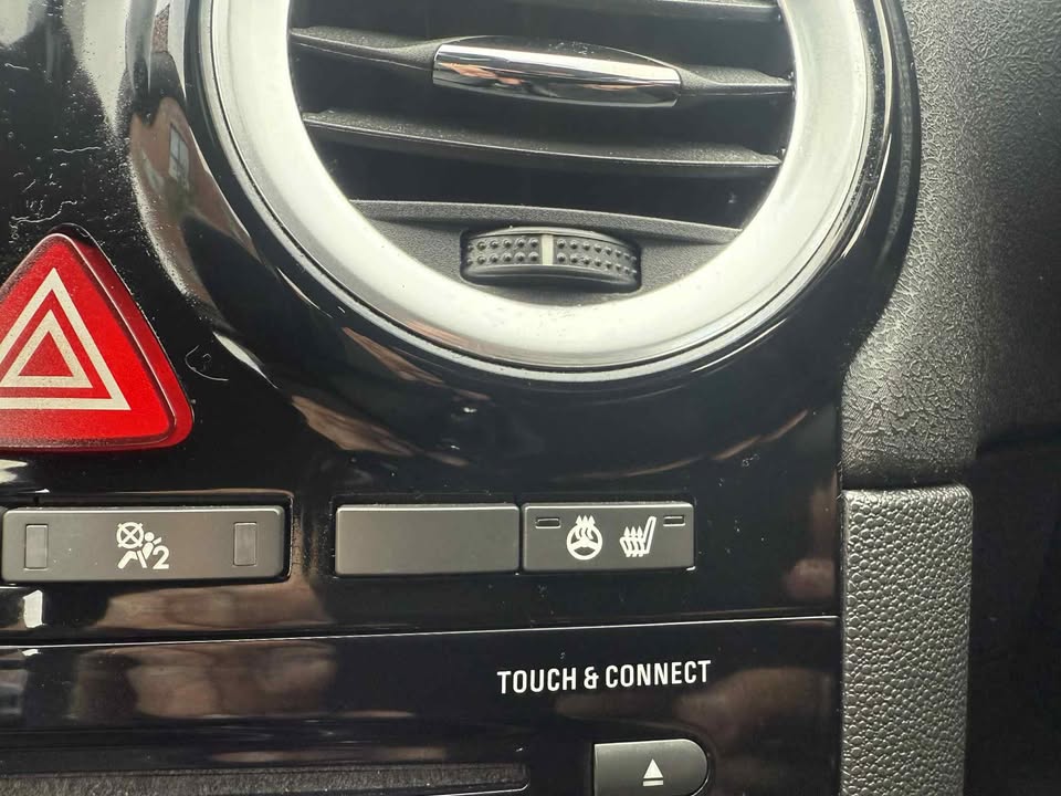 2013 - VAUXHALL CORSA