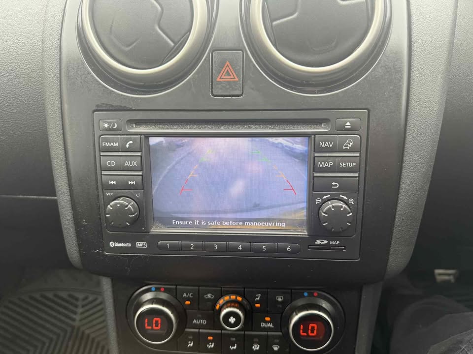 2011 - NISSAN QASHQAI