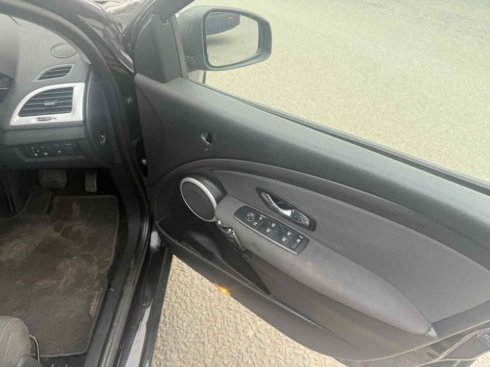 2012 - RENAULT MEGANE