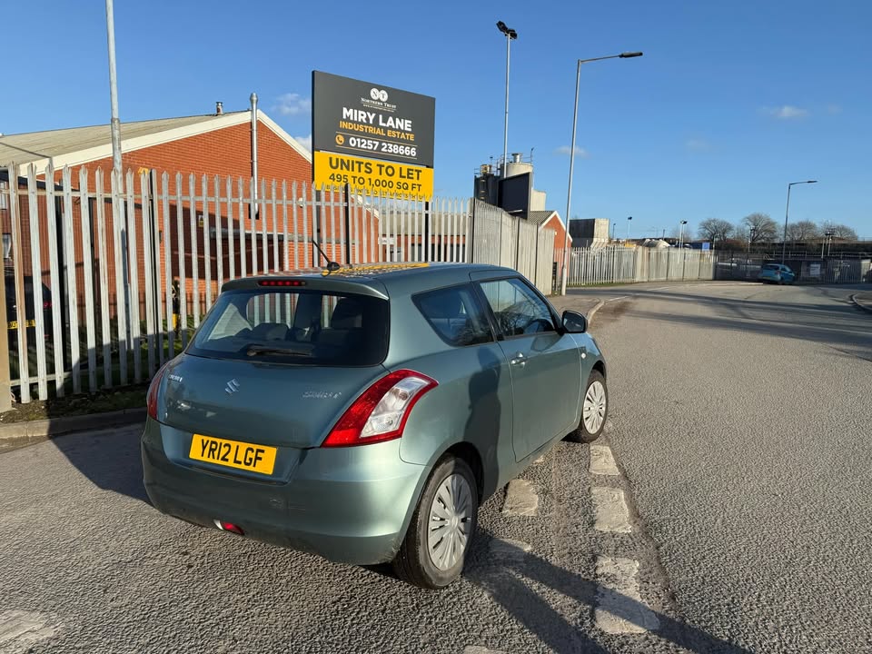 2012 - SUZUKI SWIFT