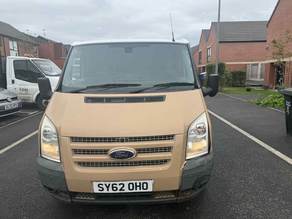 2012 - FORD TRANSIT