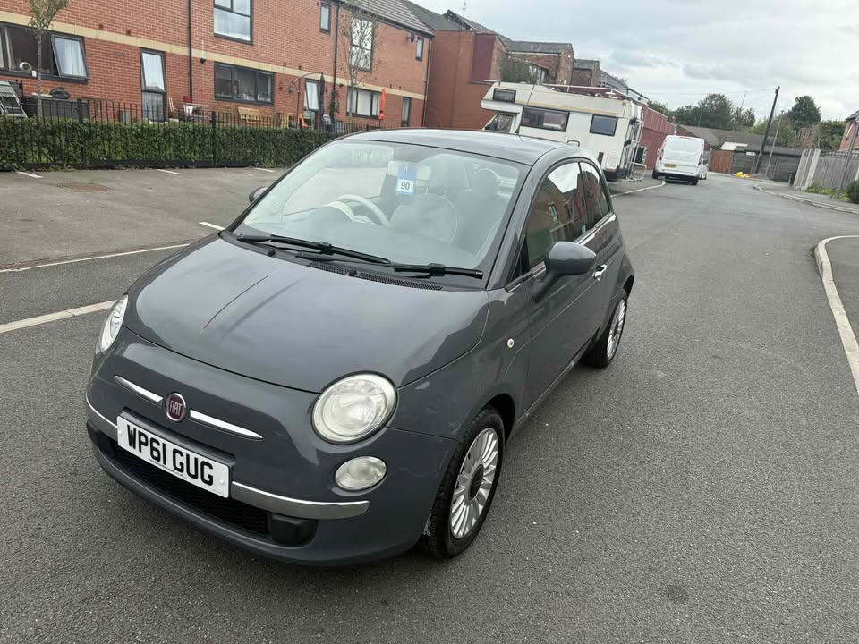2011 - FIAT 500 LOUNGE