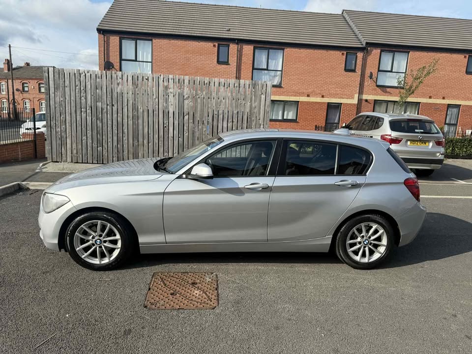 2013 - BMW SERIES 1