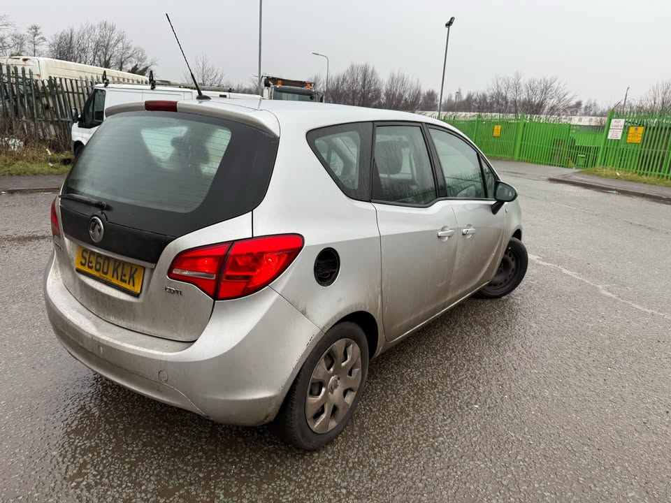 2011 - VAUXHALL MERIVA