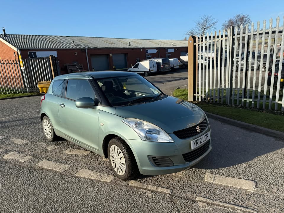 2012 - SUZUKI SWIFT