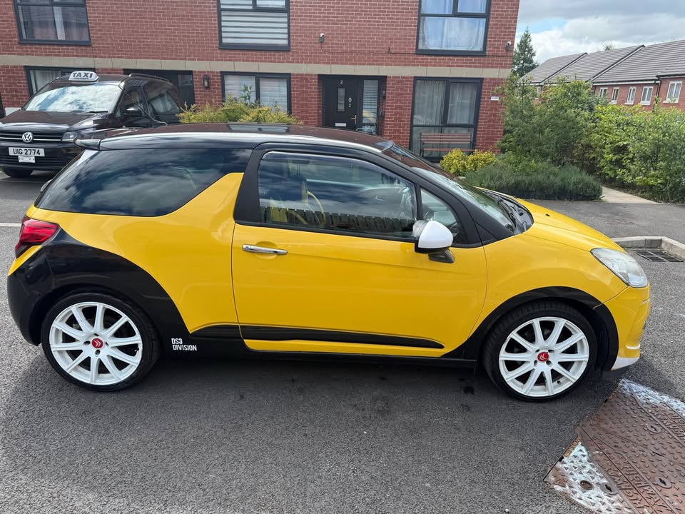 2010 CITROEN DS3 SPORT