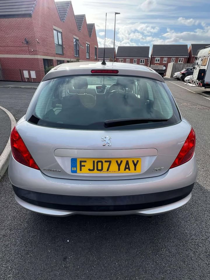 2007 - PEUGEOT 207
