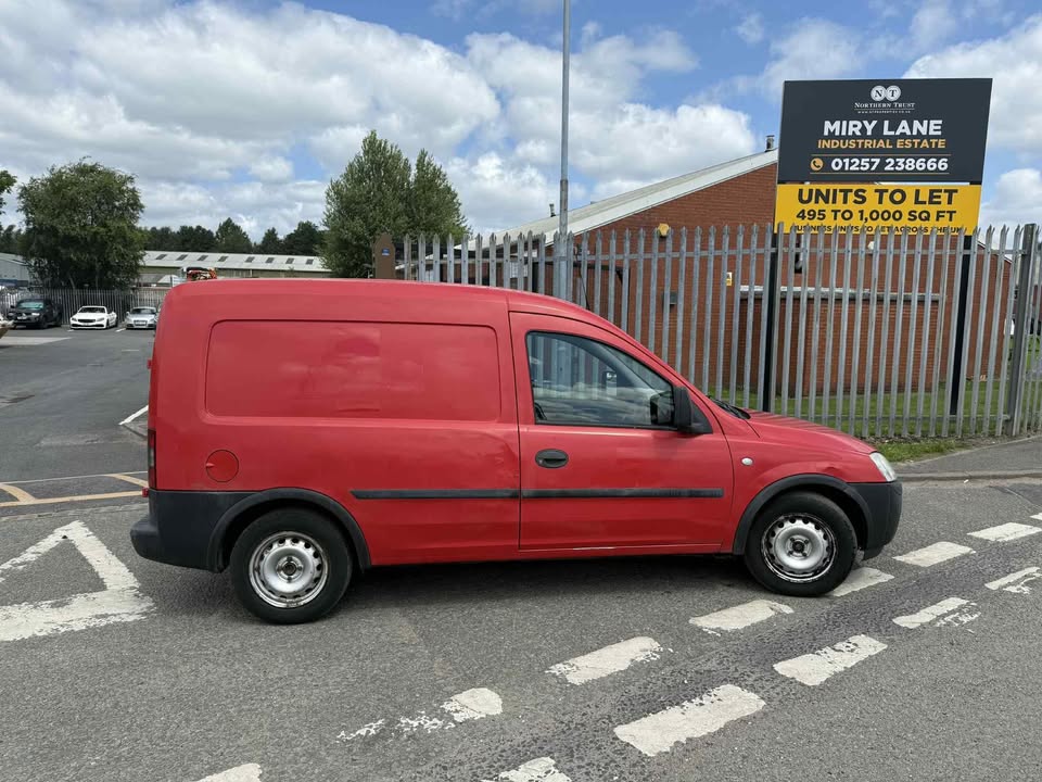 2010 VAUXHALL COMBO