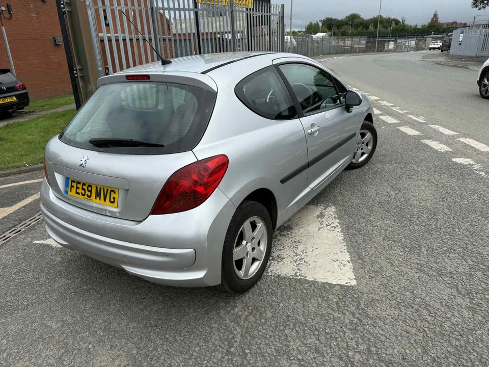 2009 - PEUGEOT 207 VERVE