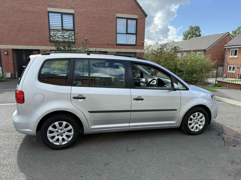 2013 - VOLKSWAGEN TOURAN