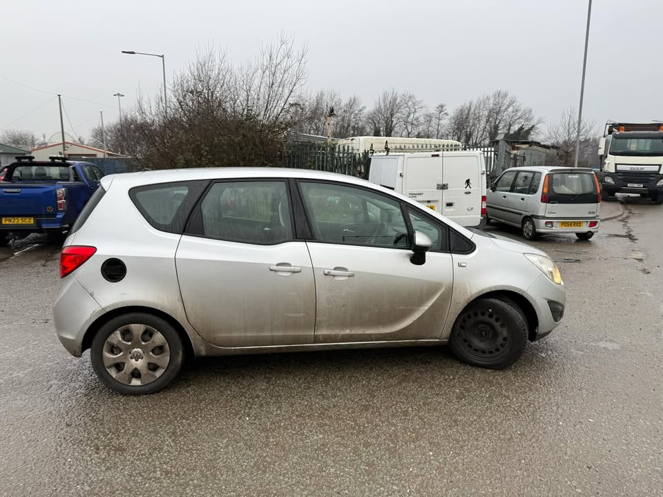 2011 - VAUXHALL MERIVA