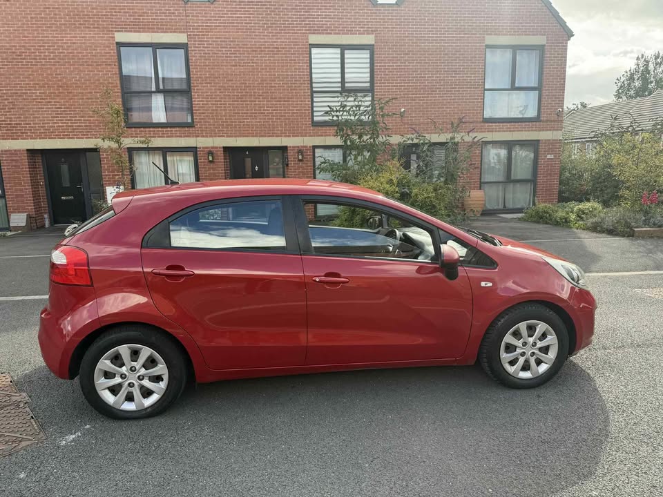 2012 - KIA RIO