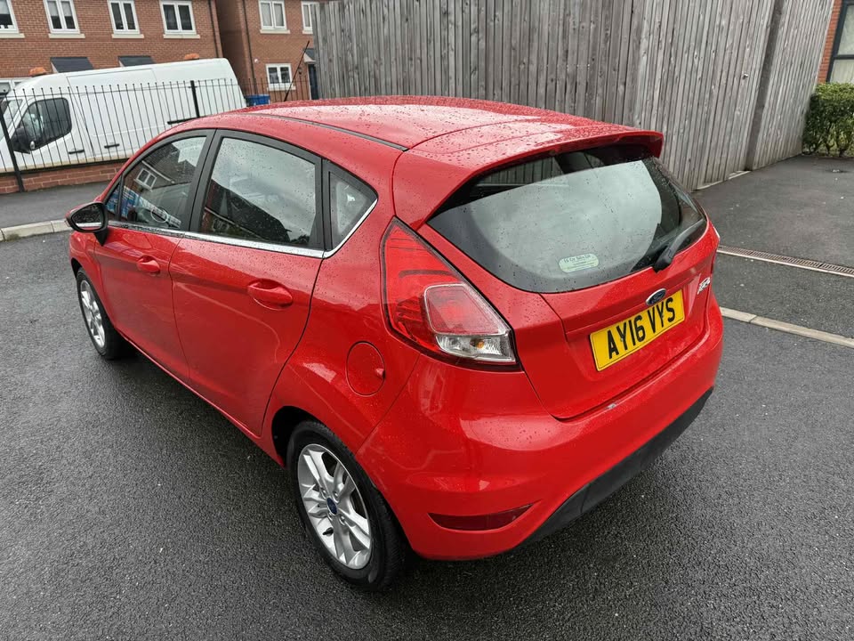 2016 - FORD FIESTA