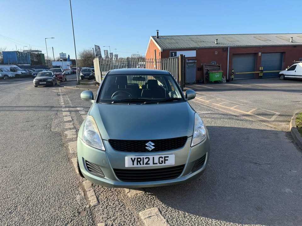 2012 - SUZUKI SWIFT