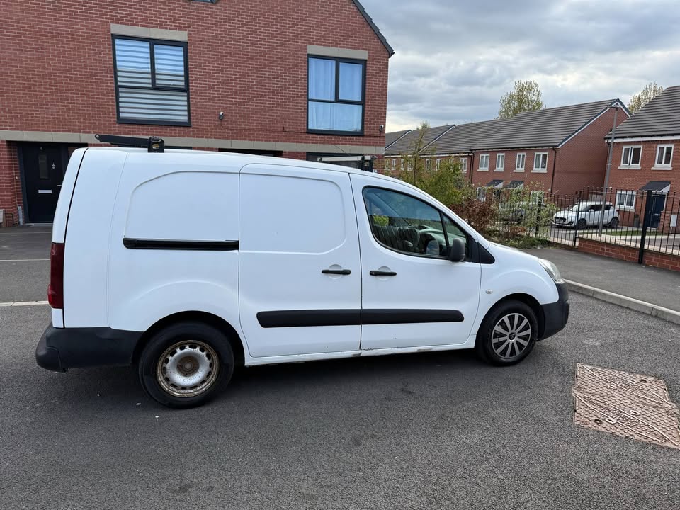 2016 - CITROEN BERLINGO CREW