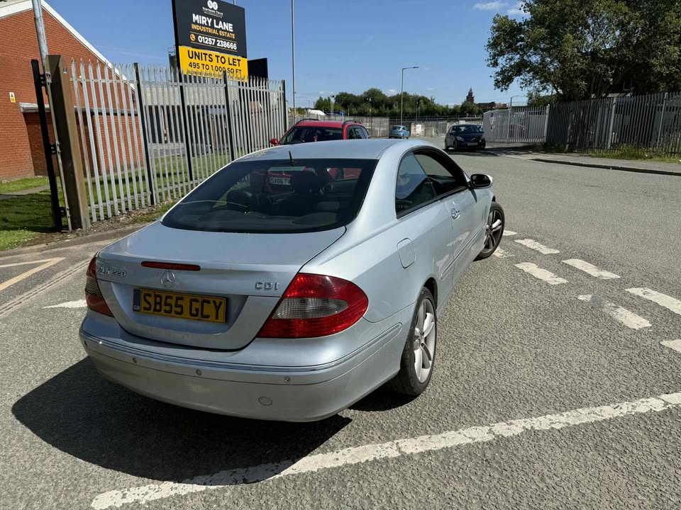 2006 - MERCEDES- BENZ CLK